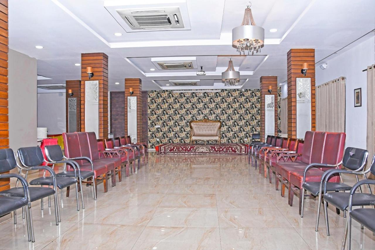 Townhouse 900 Hotel Surya Palace Bhilai Extérieur photo