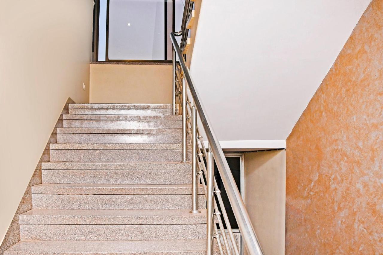 Townhouse 900 Hotel Surya Palace Bhilai Extérieur photo